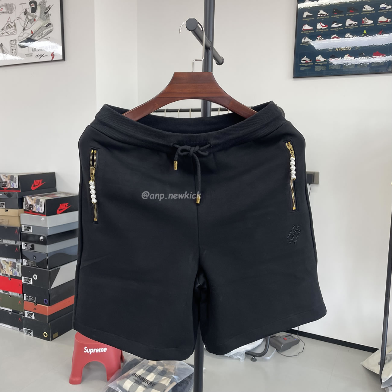 Louis Vuitton Embroidered Jersey Shorts (3) - newkick.vip